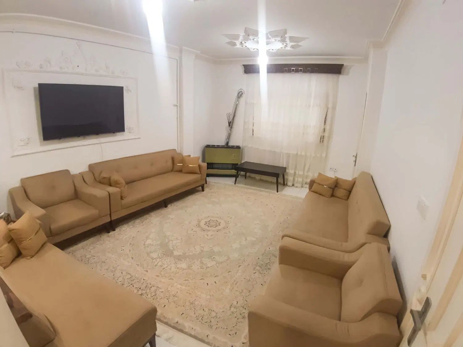 معلم / استادسرا /تاپ لوکیشن/سنددار/سرمایه گذاری|فروش آپارتمان|رشت, معلم|دیوار
