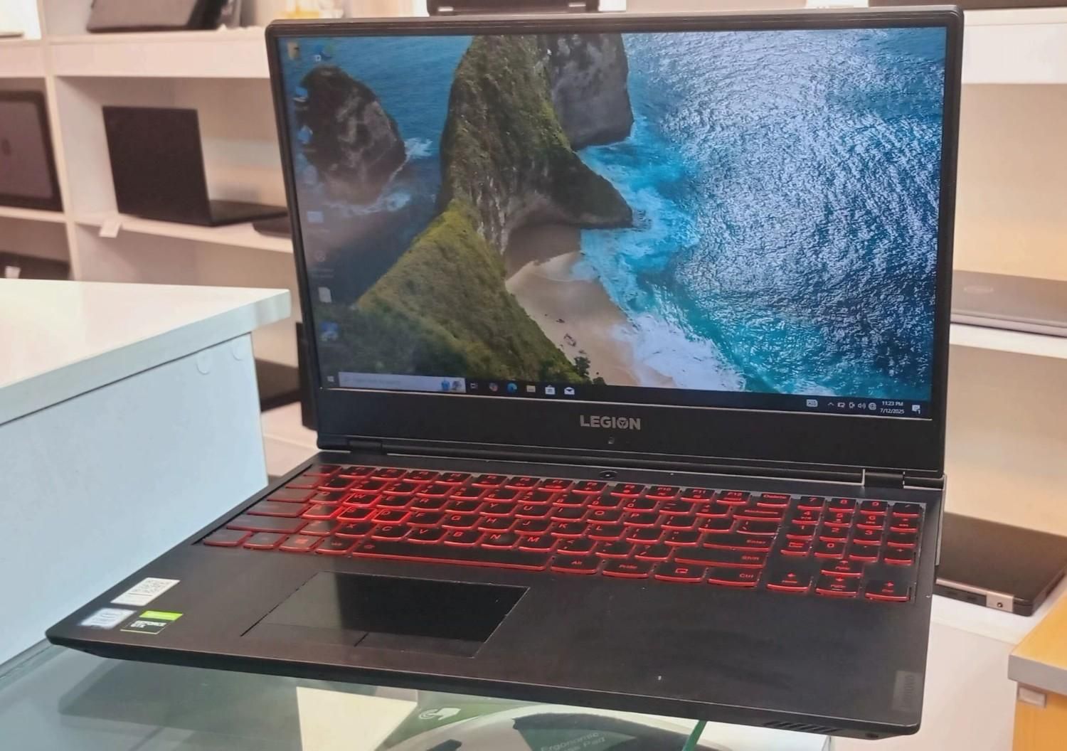 لپ تاپ گیمینگ حرفه ای قدرتمندLENOVO LEGION Y7000|رایانه همراه|شیراز, ملاصدرا|دیوار