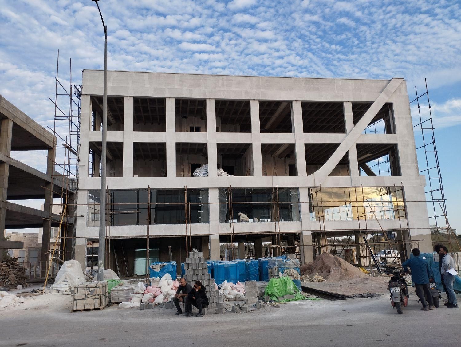 نصب شیشه سکوریت|خدمات پیشه و مهارت|سمنان, |دیوار