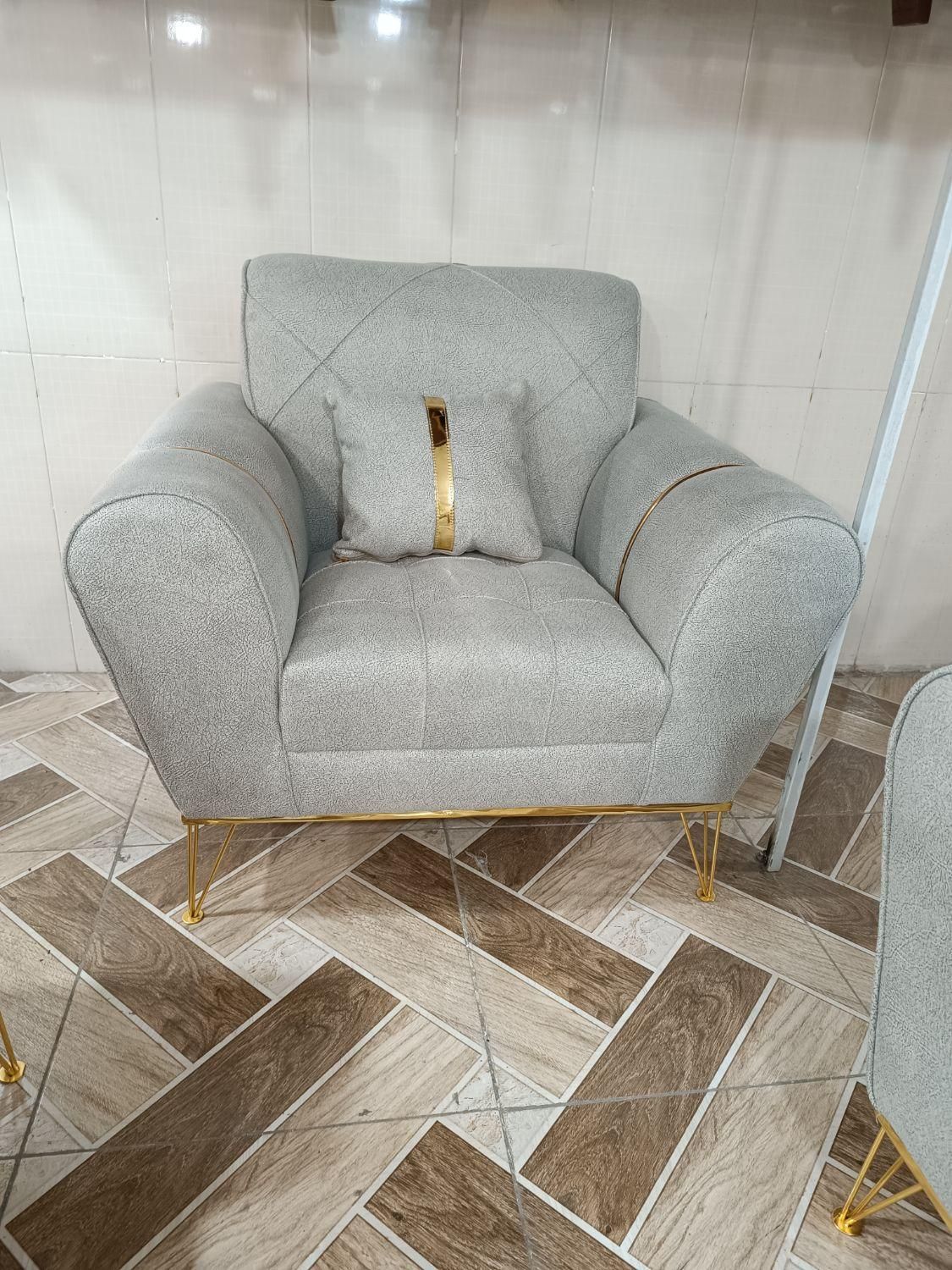 مبل پایه استیل|مبلمان خانگی و میز عسلی|دزفول, |دیوار