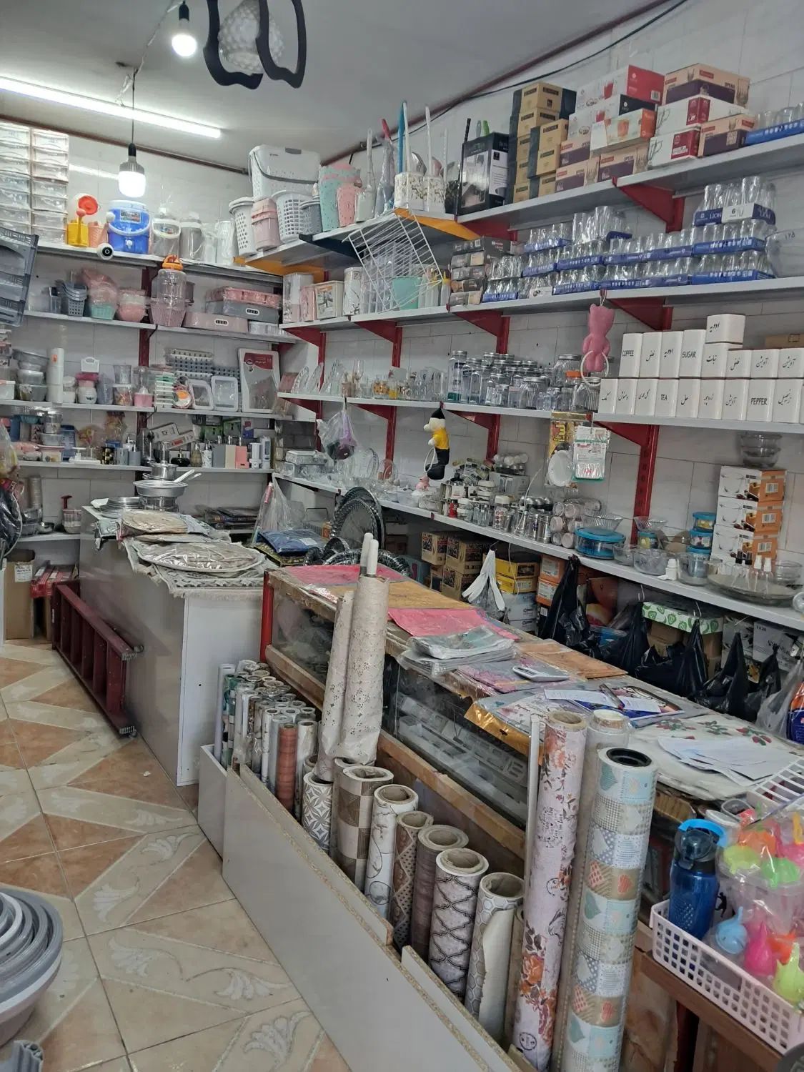 واگذاری مغازه پلاستیک بلور لوازم برقی|فروشگاه و مغازه|مشهد, ابوذر|دیوار