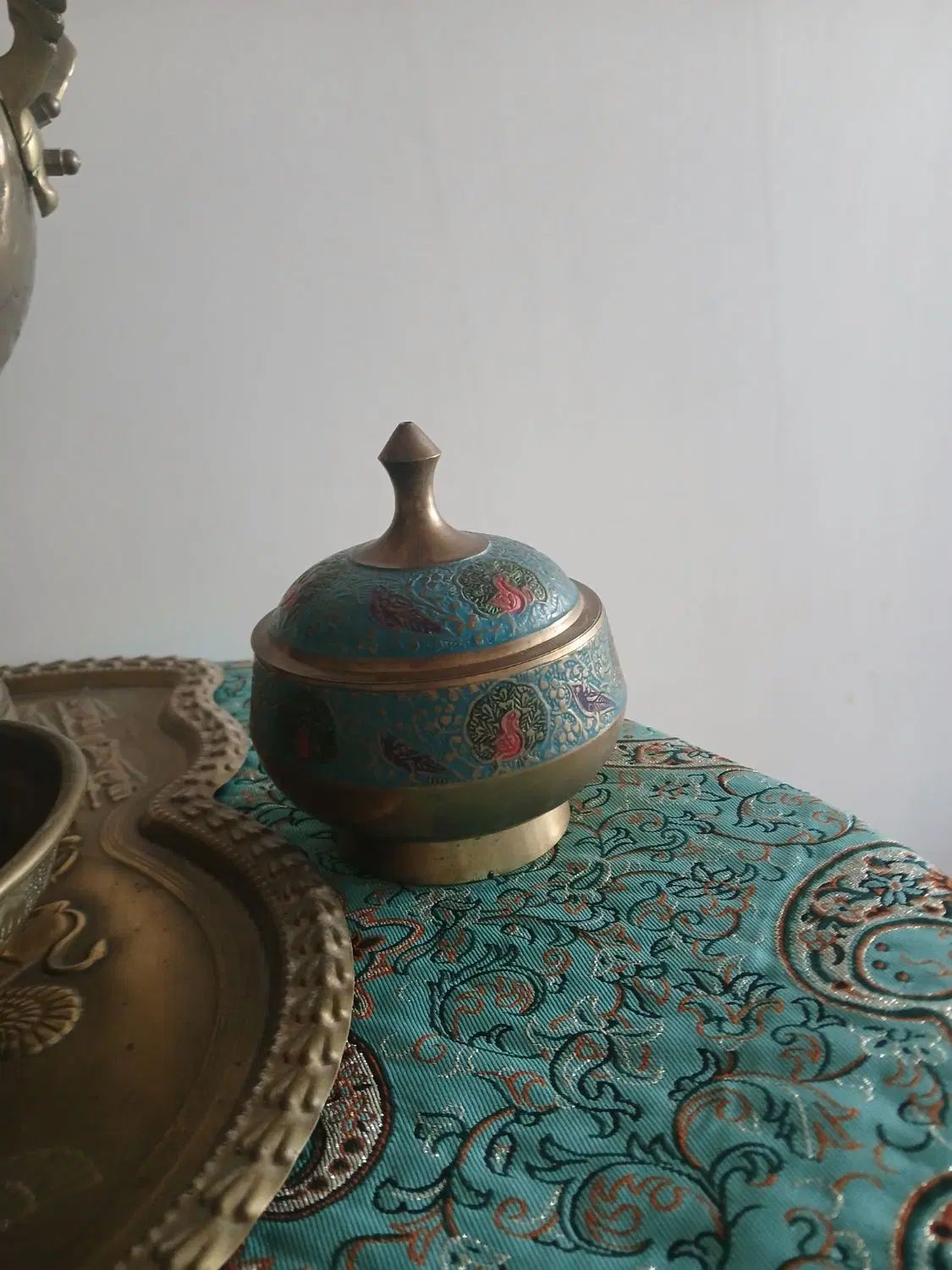 میز وپایه سماور زغالی|کلکسیون اشیاء عتیقه|مشهد, پنجتن|دیوار