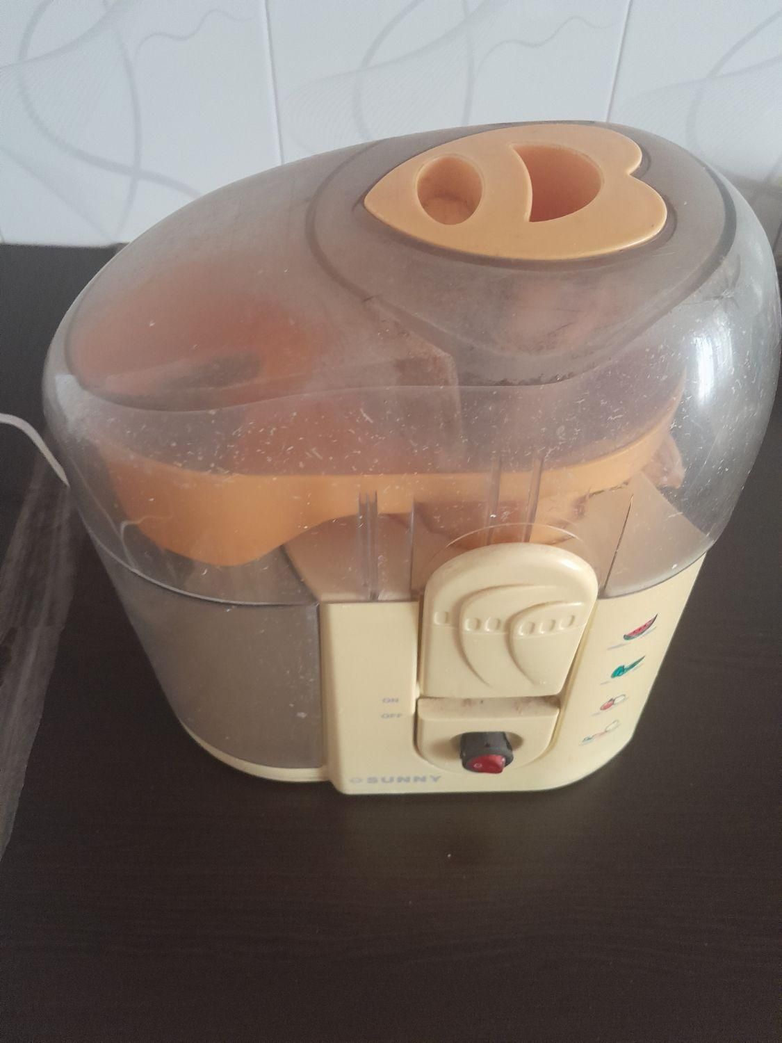 آبمیوه گیری سالم فقط درش سکسته|آبمیوهگیر و آبمرکباتگیر|همدان, |دیوار