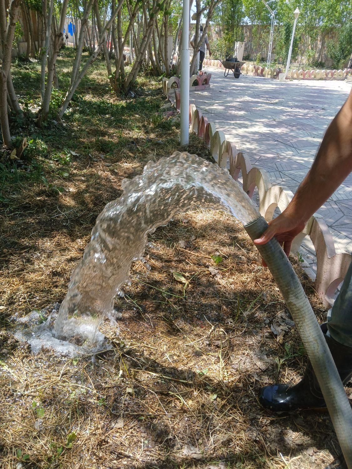 چاه کن ماهر و حرفه ای باقیمت مناسب|خدمات پیشه و مهارت|اردبیل, |دیوار