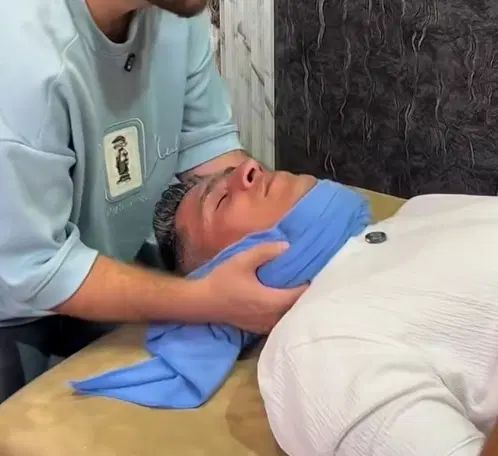 درمان دیسک کمر ،گردن،تنگی کانال،سیاتیک به روش سنتی|خدمات آرایشگری و زیبایی|دورود, |دیوار