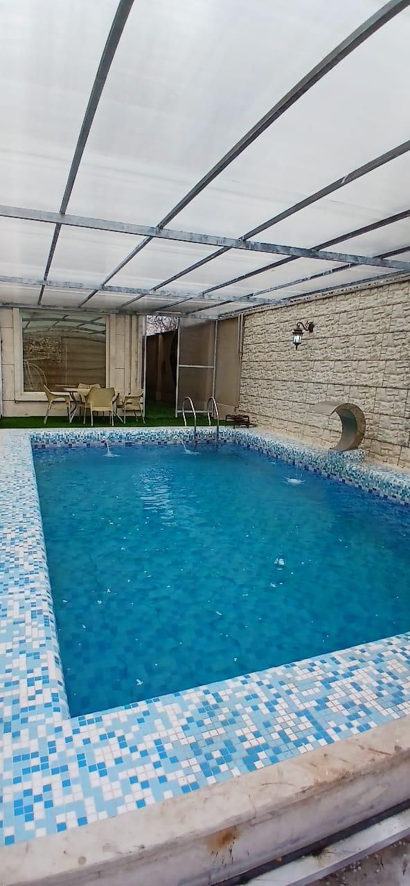 اجاره کوتاه مدت باغ ویلا قیمت برای ۲ نفر درج شده|اجارهٔ کوتاه‌مدت ویلا و باغ|فردیس, |دیوار