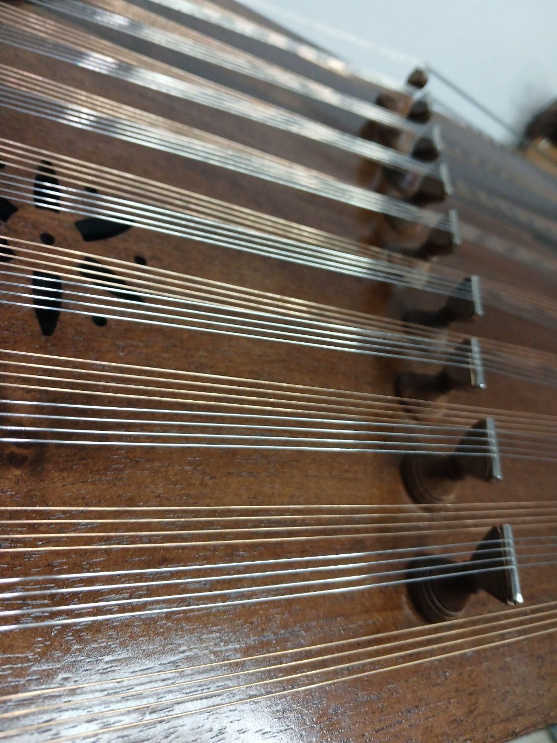 سنتور 3مهر ویژه قشلاقی تمام چوب گردوسیم های بدرا|سازهای سنتی|شریفآباد, |دیوار