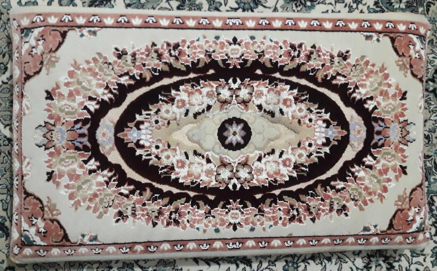 ۴ عدد پشتی گل برجسته|پشتی|شیراز, امام حسین|دیوار