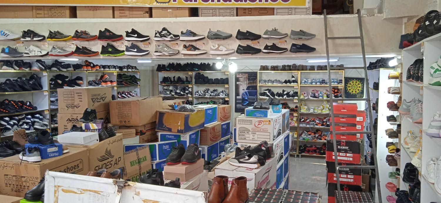 دنیای کفش فرشاد (قیمت تولیدی)|خدمات پیشه و مهارت|مراغه, |دیوار