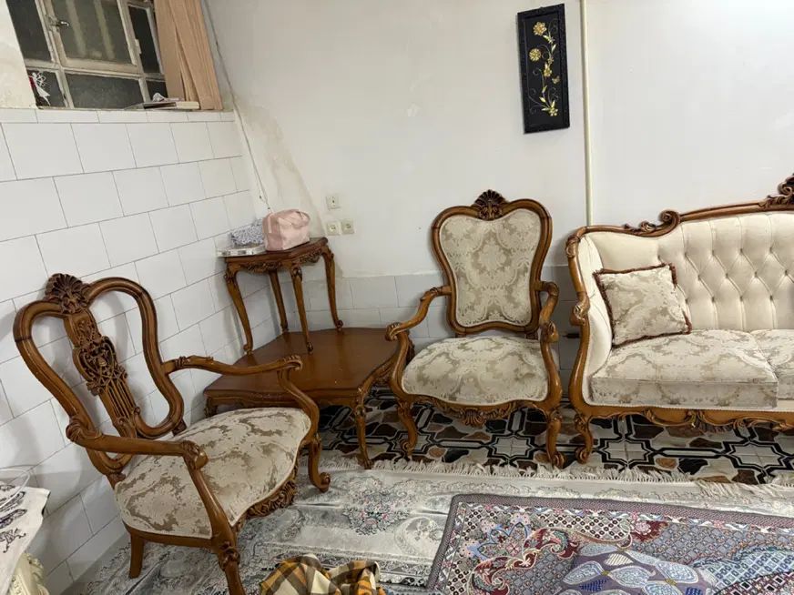 مبل سلطنتی چوب اصل راش و پارچه مازراتی نو|مبلمان خانگی و میز عسلی|یزد, |دیوار