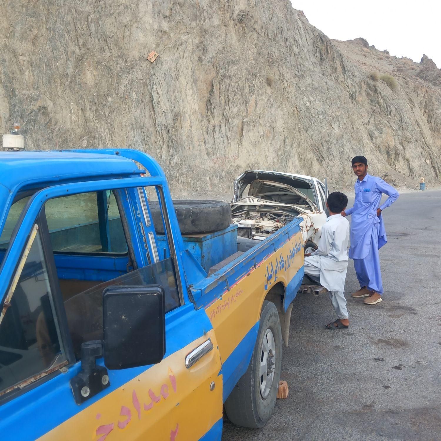 یدک کش چرخ گیر ایرانشهر و حومه|خدمات حمل و نقل|ایرانشهر, |دیوار