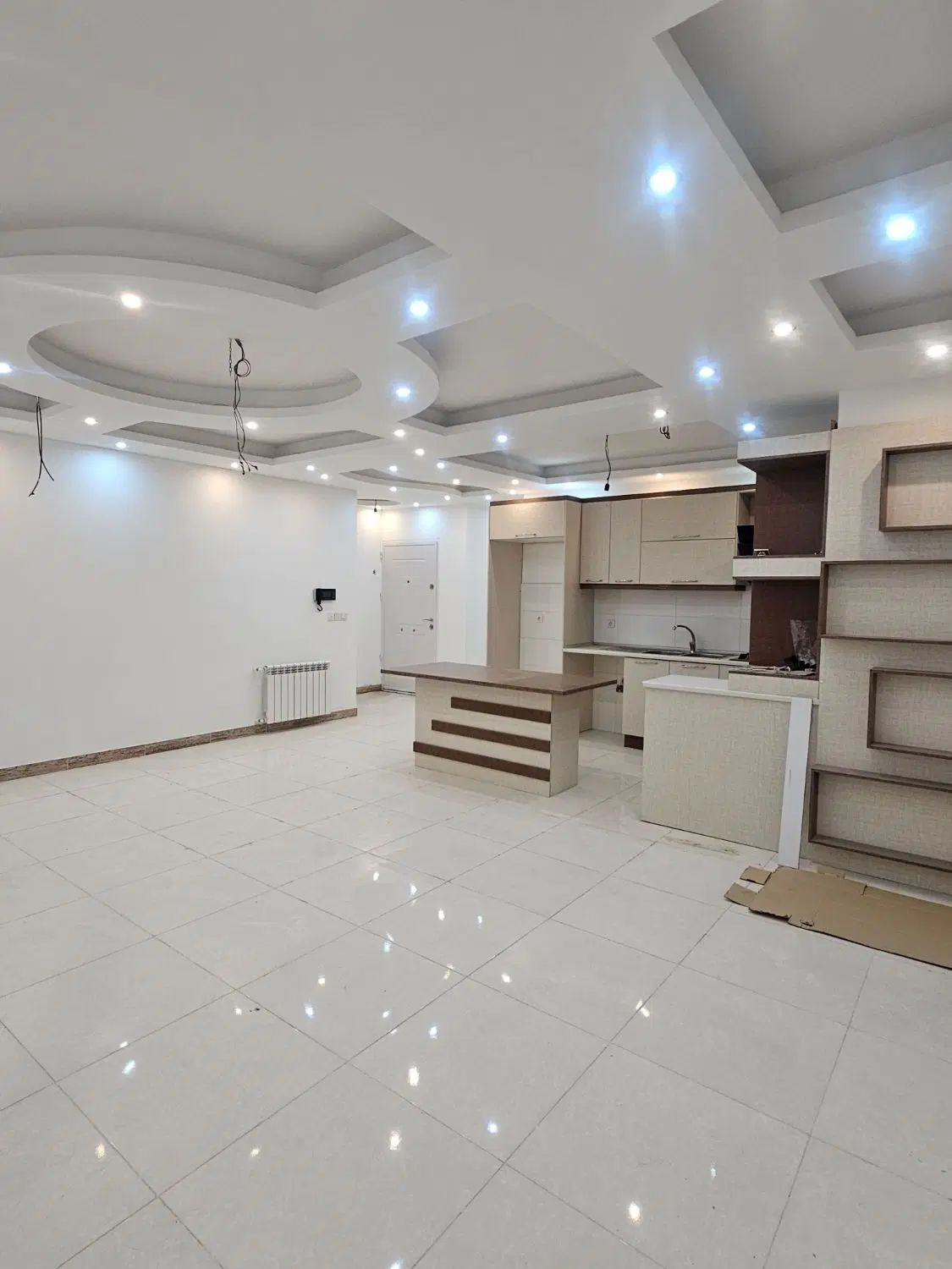 ۹۸ مترسندصفرخجسته ط۲ فول|فروش آپارتمان|رشت, یخسازی|دیوار