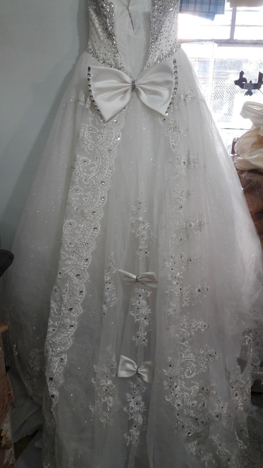 لباس عروس|لباس|سبزوار, بیهق شرقی|دیوار