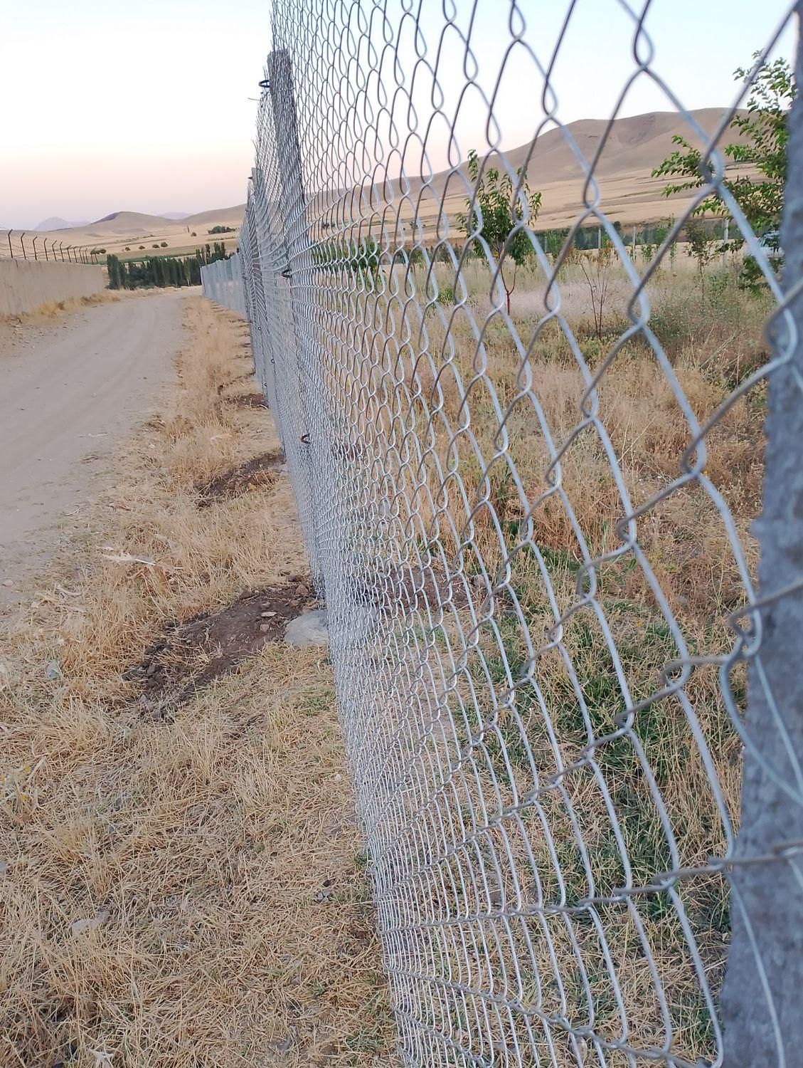 فنس‌کشی اصولی برای باغ استخر شما با کیفیت|خدمات پیشه و مهارت|دهگلان, |دیوار