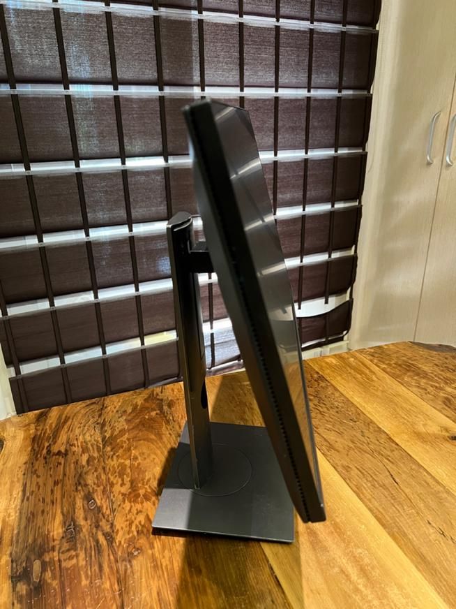 مانیتور دل ۲۲ اینچ فریم لس DELL 22 FRAMELESS|قطعات و لوازم جانبی رایانه|تهران, حکمت|دیوار