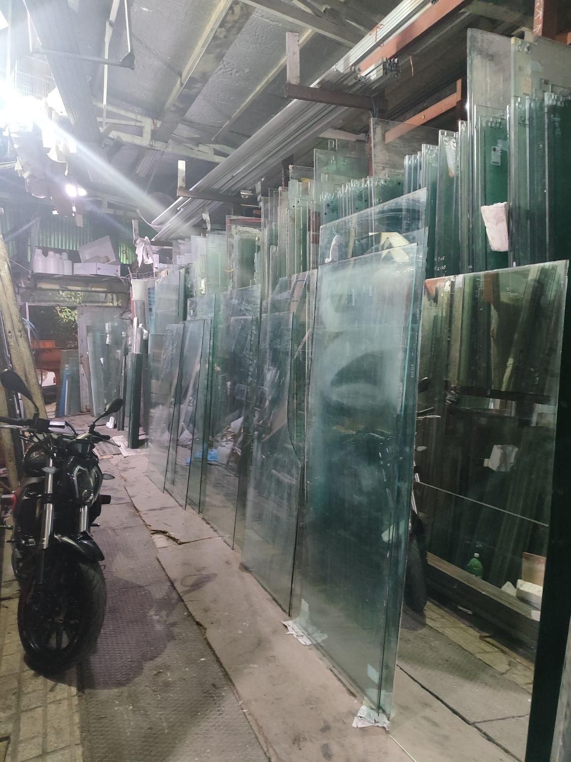 شیشه سکوریت علیزاده نو و دست دوم|خدمات پیشه و مهارت|مشهد, شهرک رازی (شهرک غرب)|دیوار