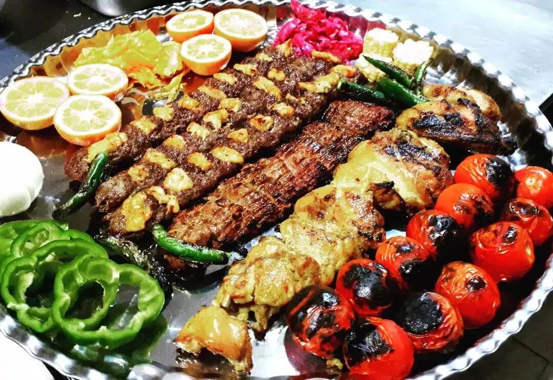 استخدام آقا جوان در باغ  رستوران ترمه تهران|استخدام خدمات فروشگاه و رستوران|بندر ماهشهر, |دیوار
