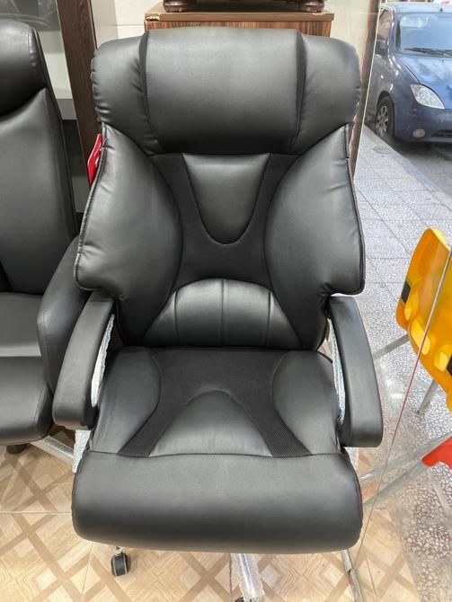 صندلی گردان مدیریتی|صندلی و نیمکت|خرمشهر, |دیوار