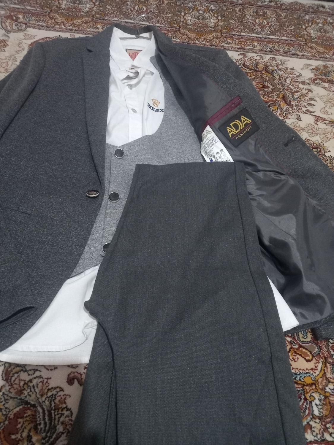 کت وشلوار|لباس|مشکیندشت, |دیوار