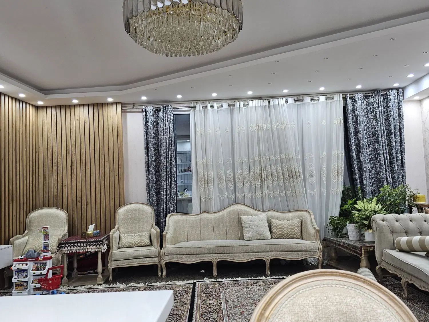 خیابان قرنی قرنی ۴ آپارتمان ترنج ۲ واحد ۲|اجارهٔ آپارتمان|رفسنجان, |دیوار