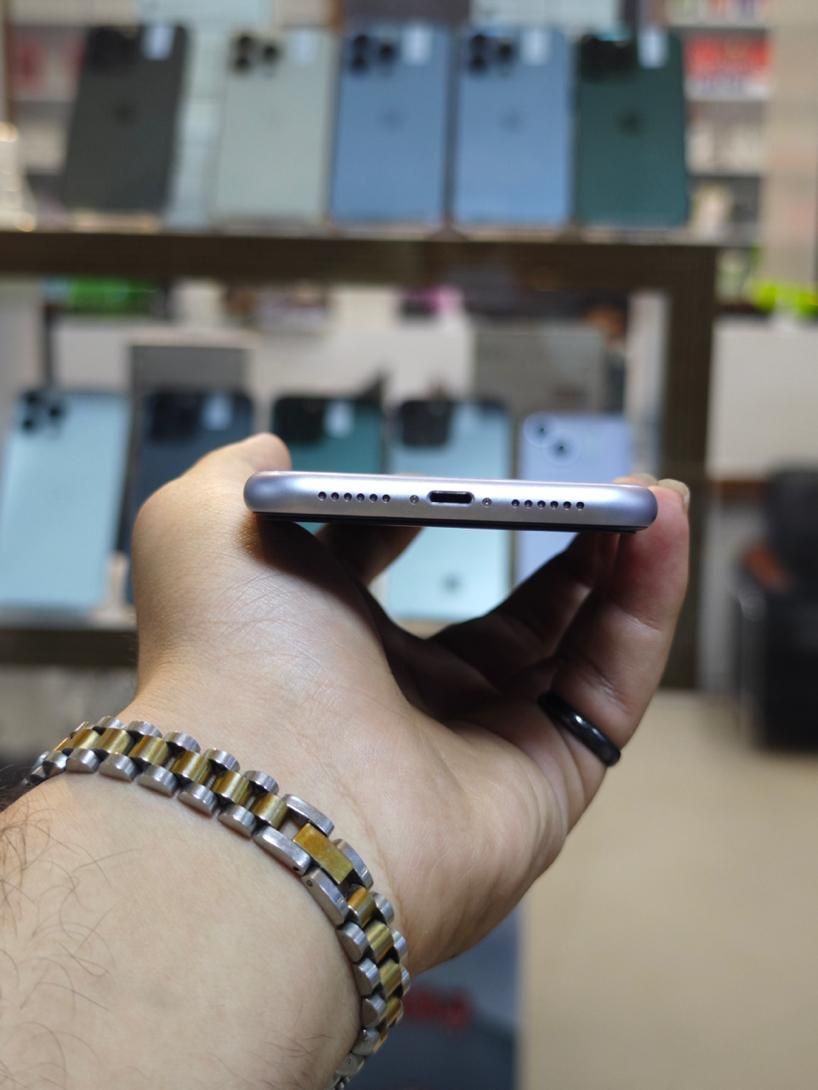 آیفون ۱۱ نرمال iphone 11|موبایل|مشهد, عامل|دیوار