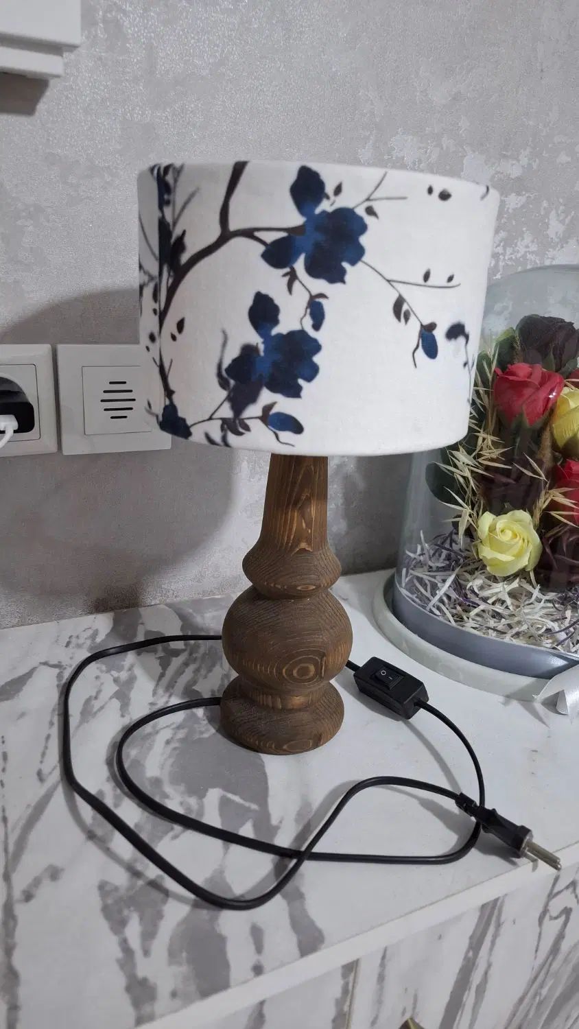 چراغ خواب رومیزی نو|چراغ خواب و آباژور|رشت, معلم|دیوار