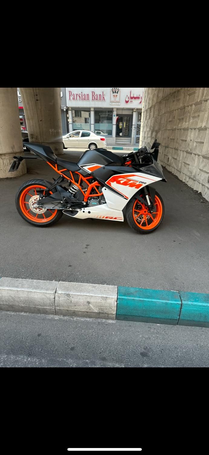 ktm rc 200 کی تی ام|موتورسیکلت|تهران, دانشگاه علم و صنعت|دیوار
