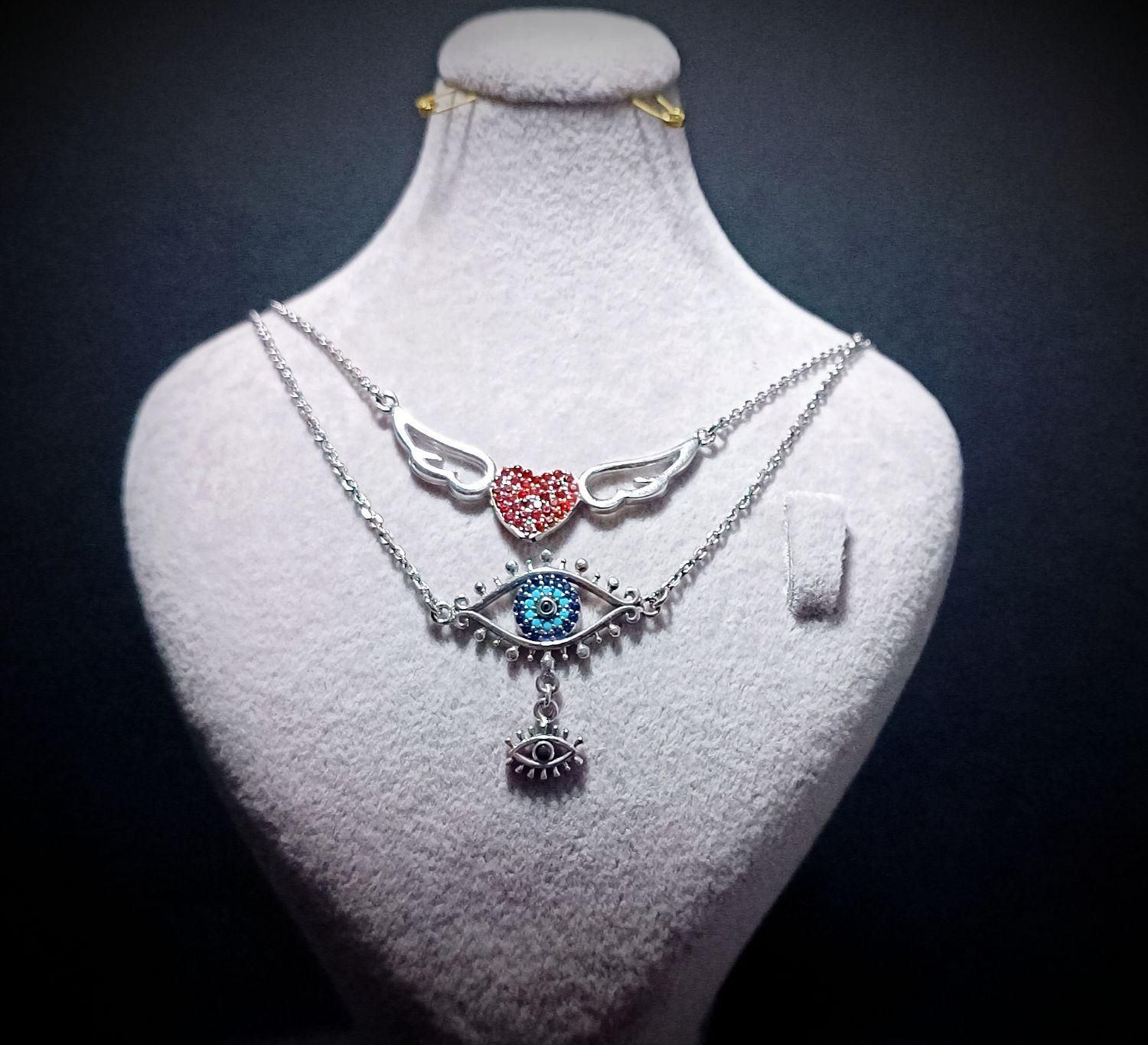 نیم ست و مدال نقره|جواهرات|سهند, |دیوار