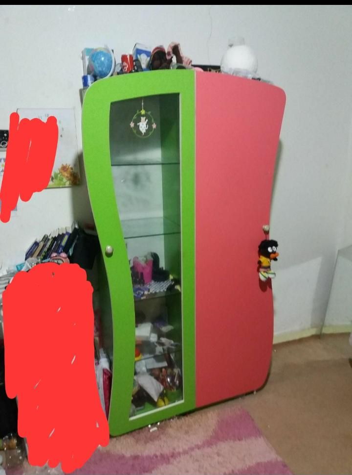 تخت و کمد و پاتختی|تخت و صندلی بچه|گرگان, |دیوار