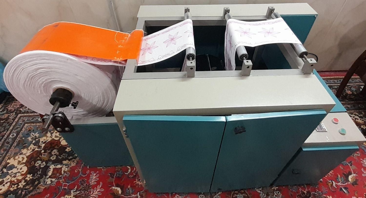 دستگاه رول کن سفره یکبار مصرف،زباله،فریزر|ماشین‌آلات صنعتی|مشهد, ملک‌آباد|دیوار