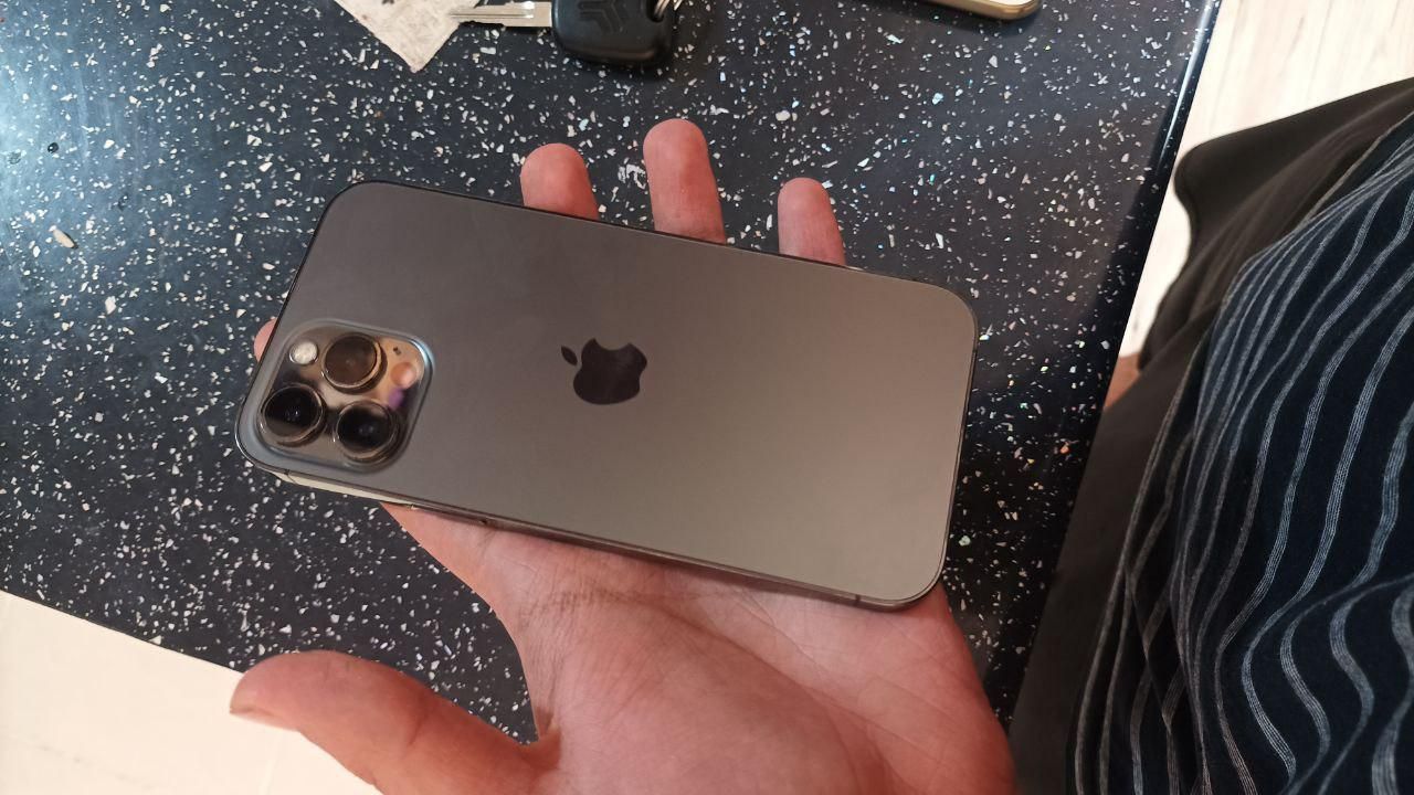 اپل iPhone 12 Pro Max با حافظهٔ ۲۵۶ گیگابایت|موبایل|شیراز, شهرک گلستان|دیوار