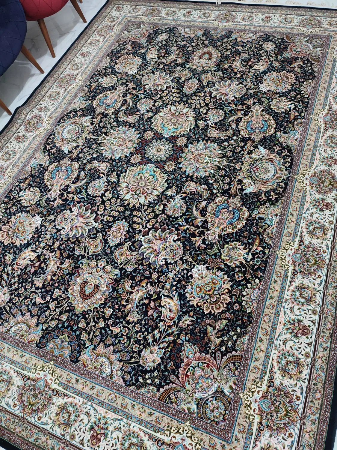 لوازم خونه مبل فرش و...|مبلمان خانگی و میز عسلی|رشت, پیرکلاچای|دیوار