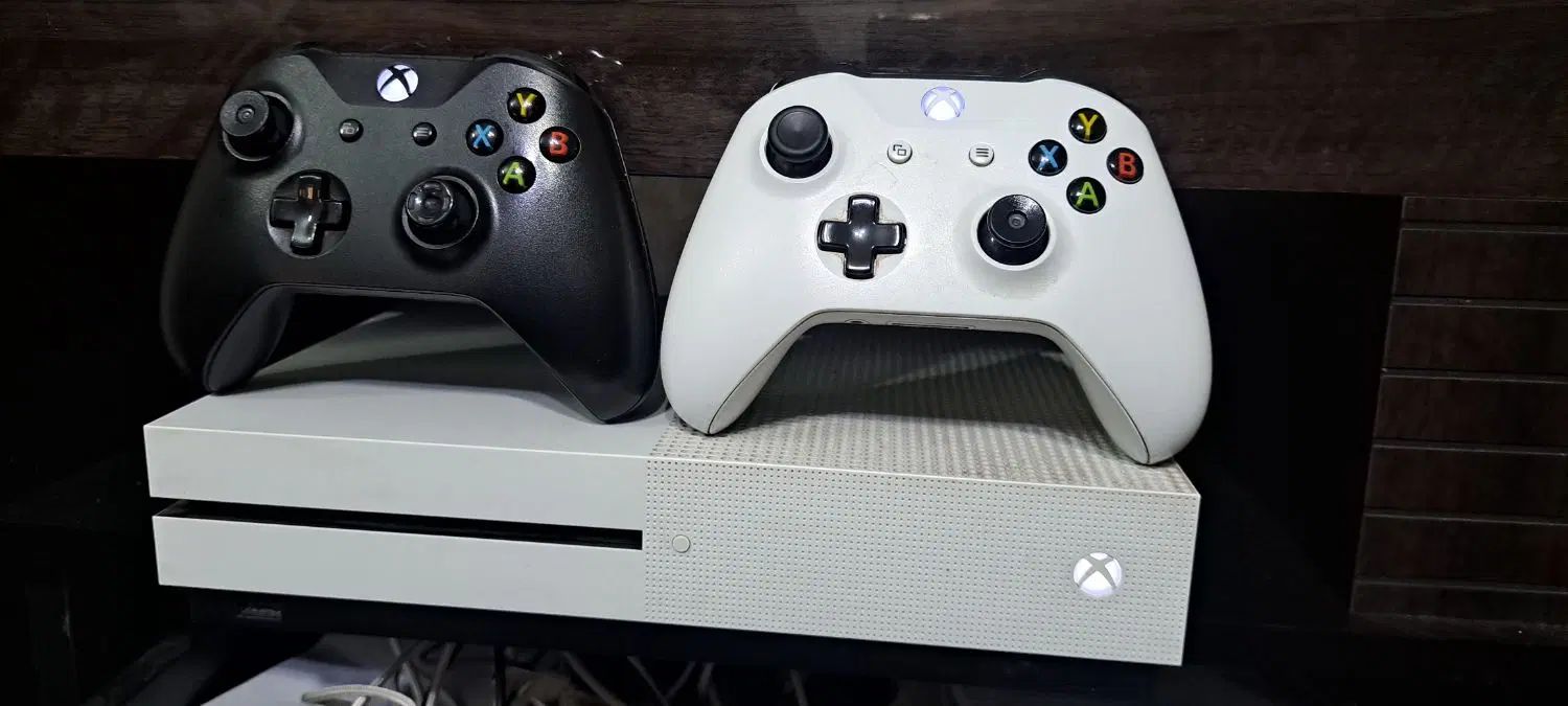 xbox one s|کنسول، بازی ویدئویی و آنلاین|تهران, نظام‌آباد|دیوار