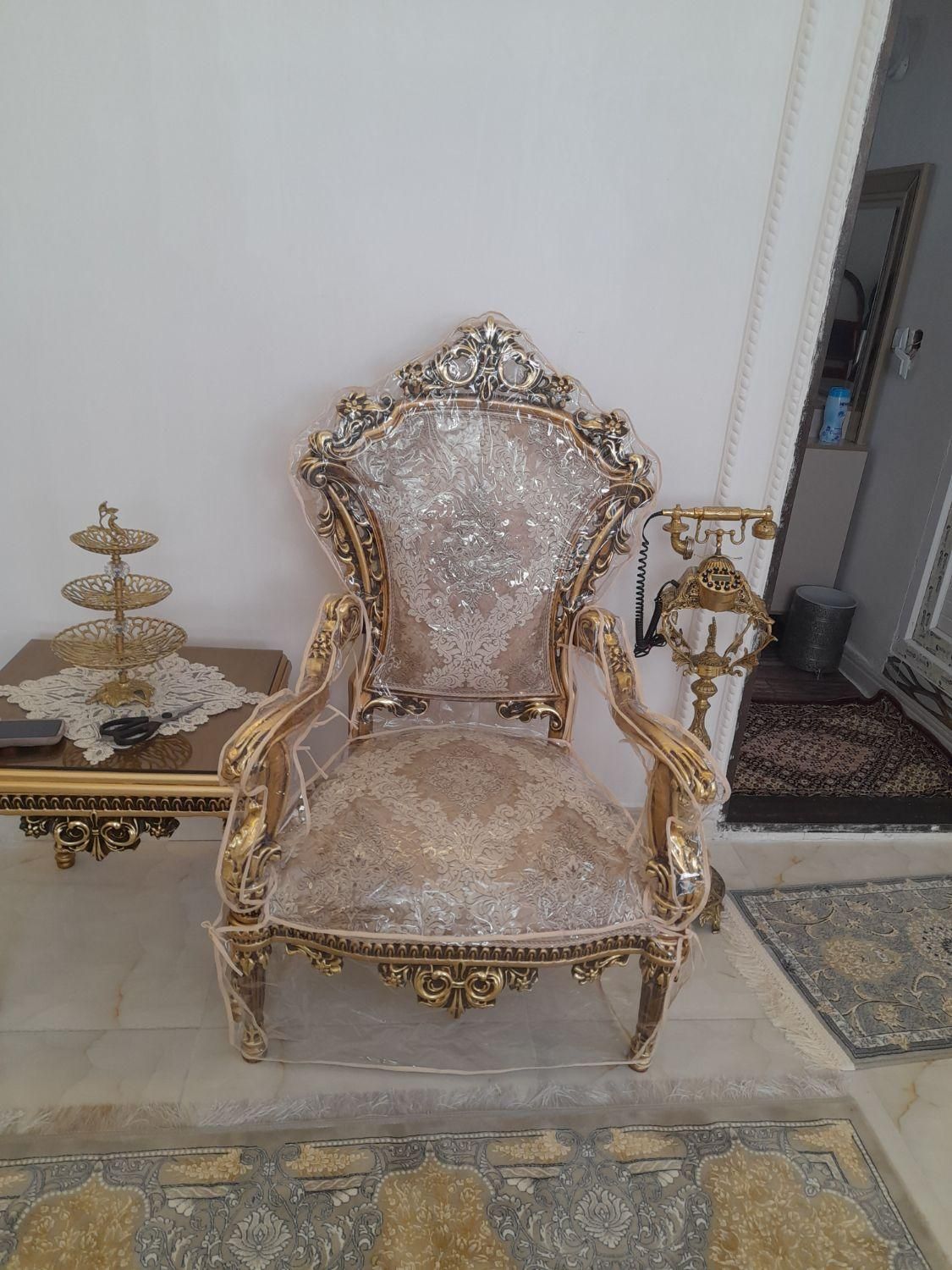 طراحی ودوخت انواع کاور مبل|مبلمان خانگی و میز عسلی|اردبیل, |دیوار