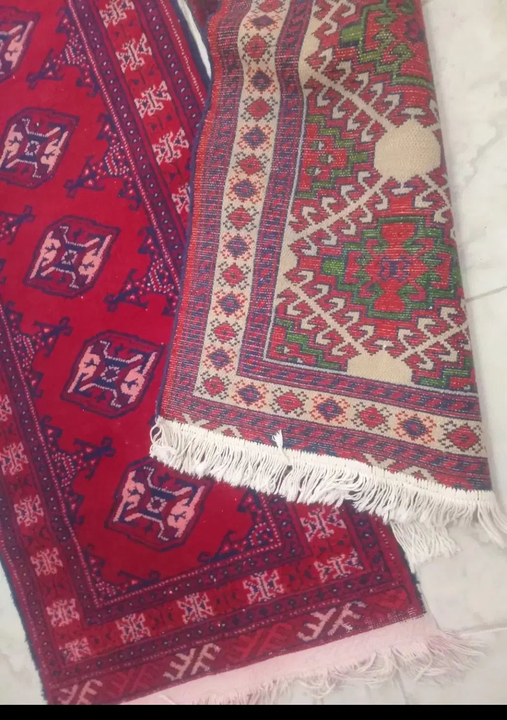 تعدادی قالیچه وکنار دستباف بافت وماشینی|فرش|پردیس, فاز ۸|دیوار