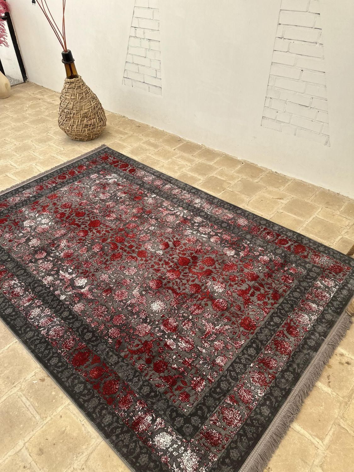 فرش وینتیج با ترکیب زغالی و قرمز ۱۲و۹و۶ متری|فرش|قم, باجک دو|دیوار
