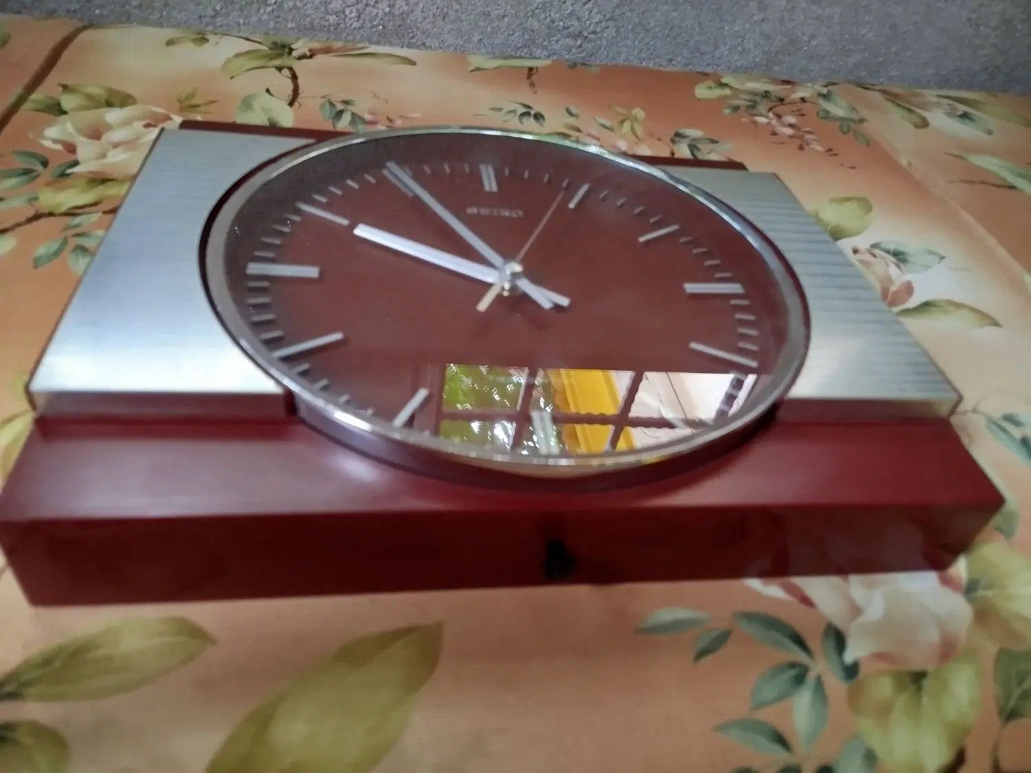 ساعت دیواری سیکو ژاپن اصل SEIKO قدیمی، سالم|ساعت دیواری و تزئینی|تهران, مرزداران|دیوار