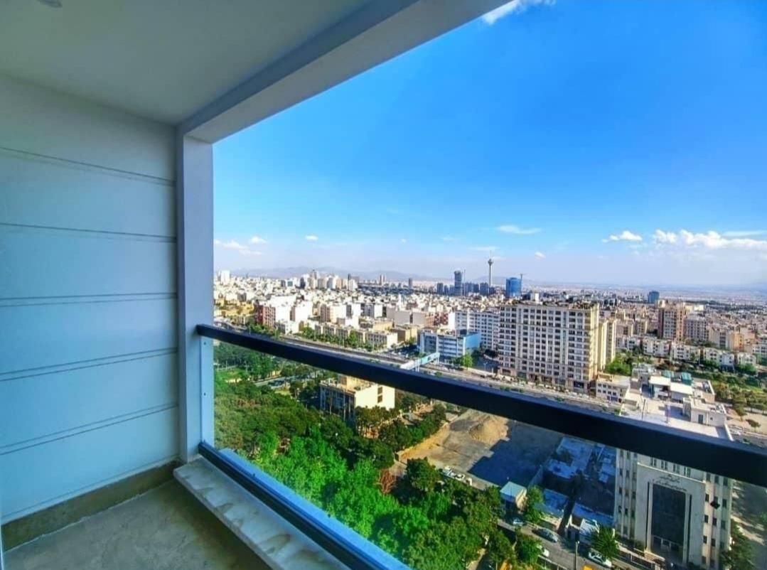 220 متر  ، ۳خواب  مستر ،  بلوار ۲۴ متری