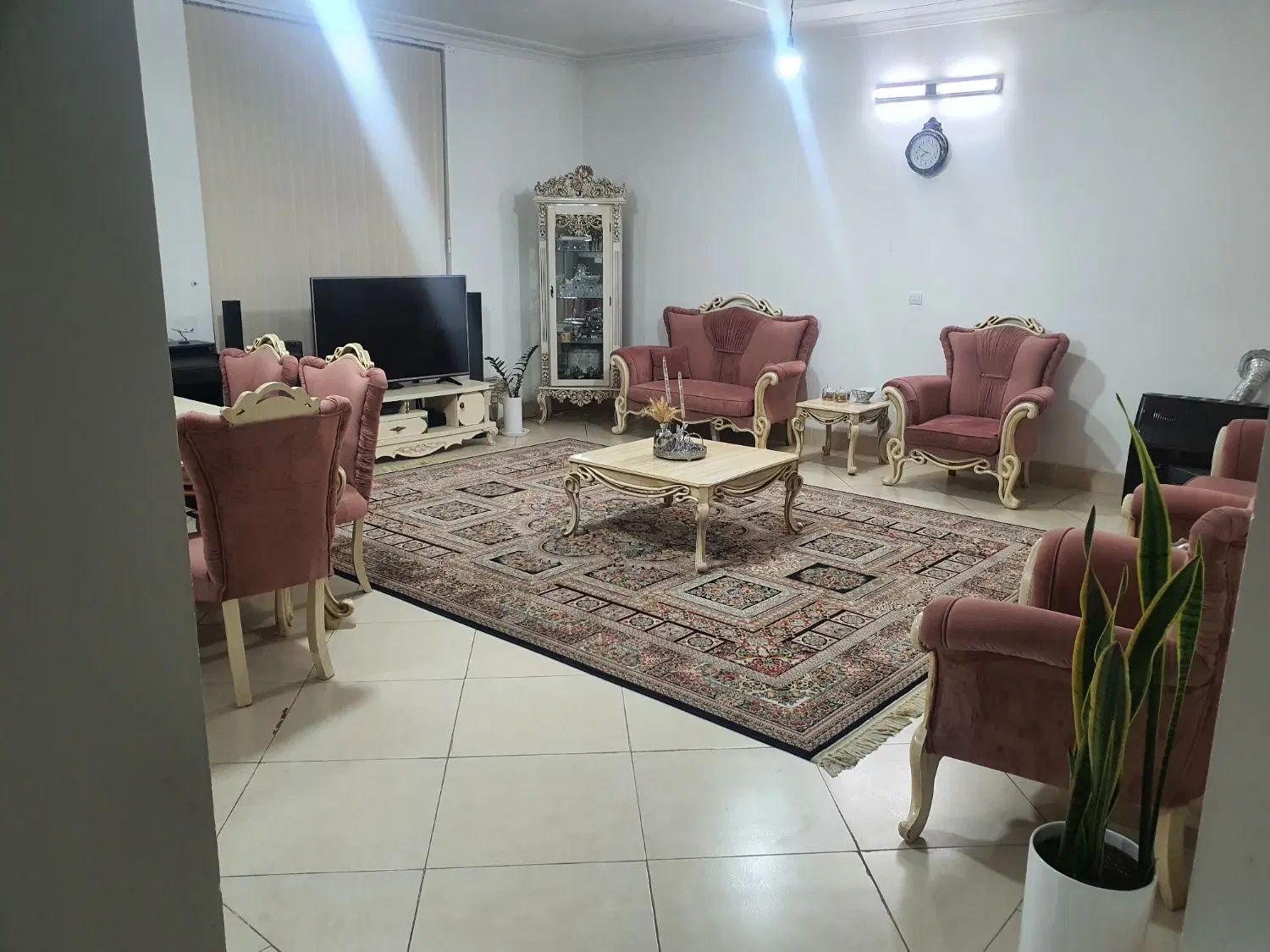 آپارتمان ۱۵۵ متری ۲ خوابه طبقه ۱ گلستان شمالی|اجارهٔ آپارتمان|شیراز, شهرک گلستان شمالی|دیوار