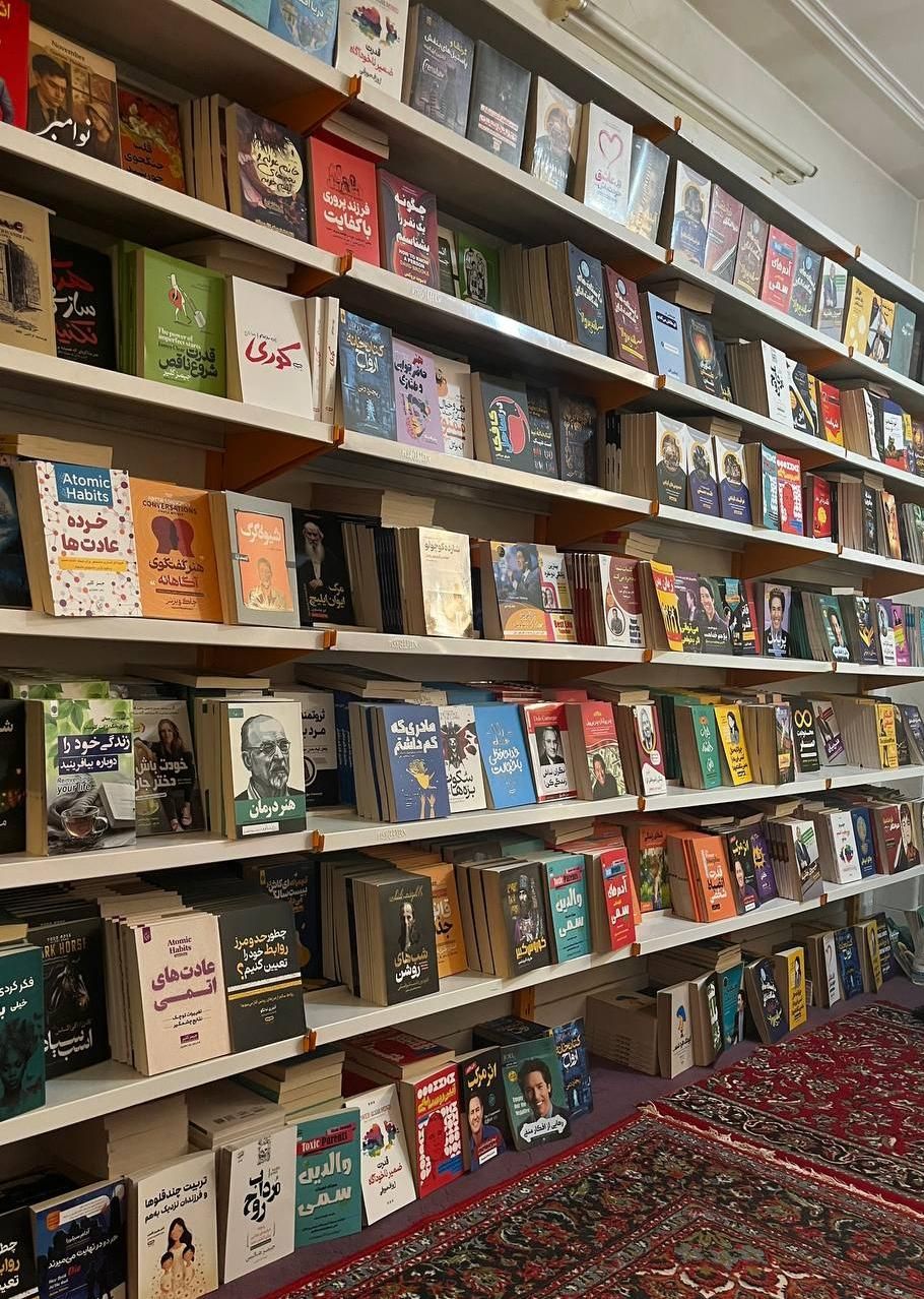 فروش کتاب رمان،ادبی،روانشناسی،کودک،نوجوان|کتاب و مجله آموزشی|قم, صفائیه|دیوار