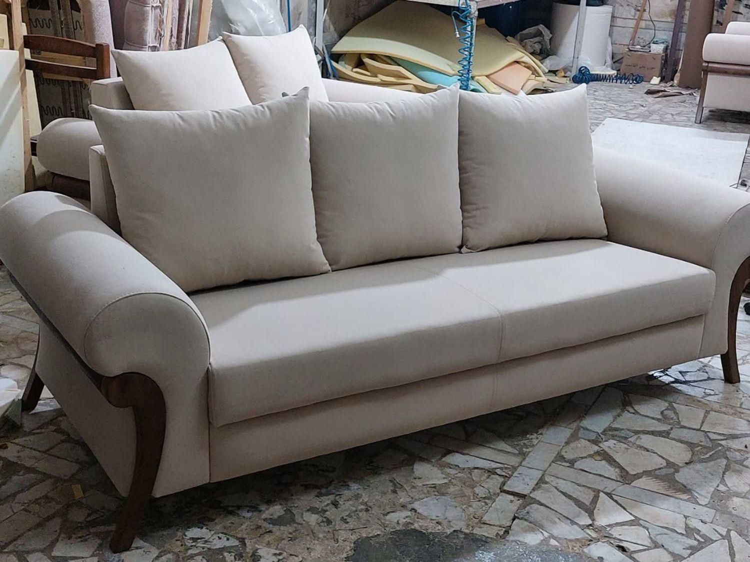 تعمیر مبلمان|مبلمان خانگی و میز عسلی|اردکان, |دیوار