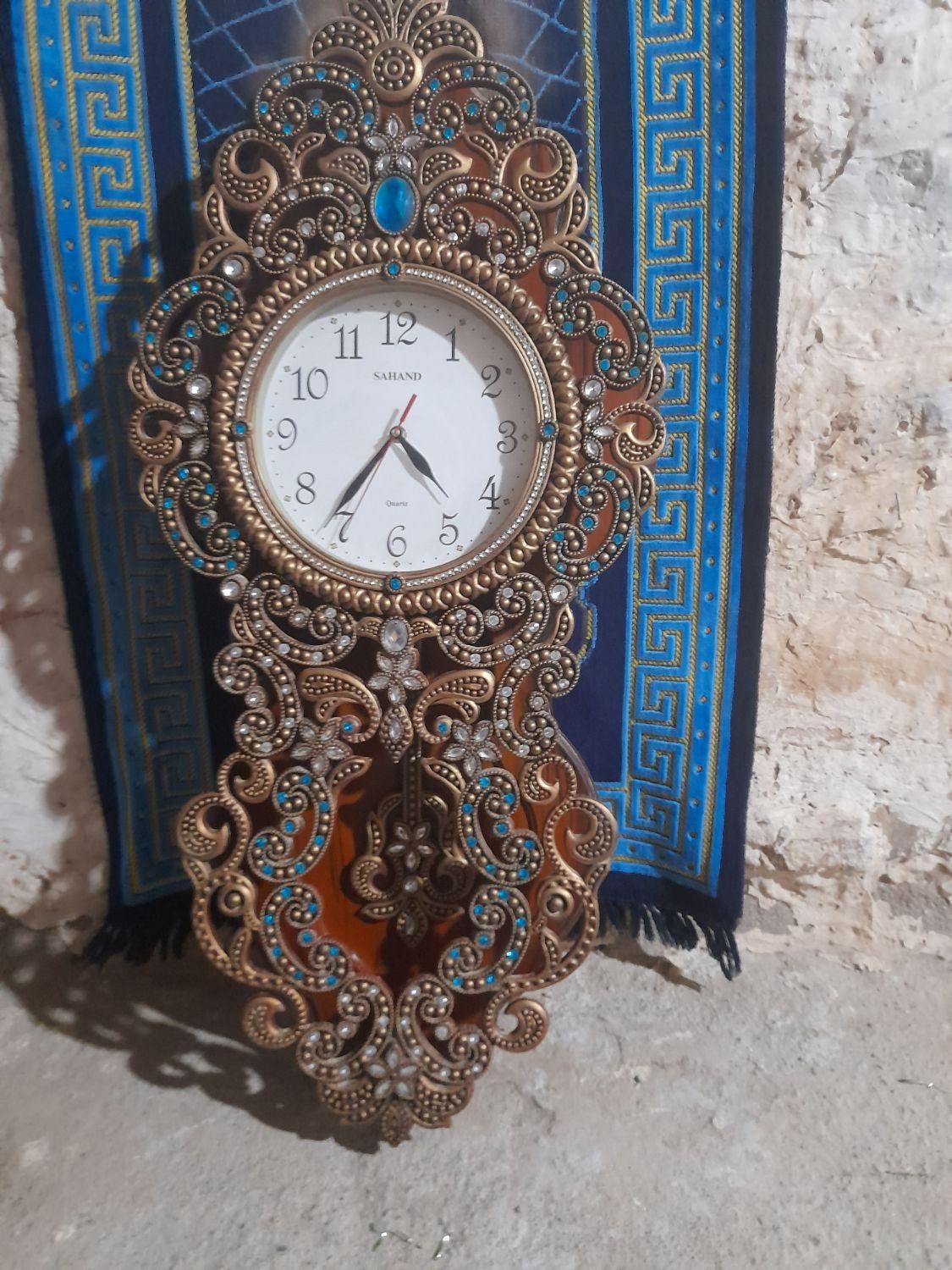 ساعت.دیوار‌هرکسی خواست‌زنگ‌بهزن‌قیمت‌یک‌میلیون|ساعت دیواری و تزئینی|خاش, |دیوار