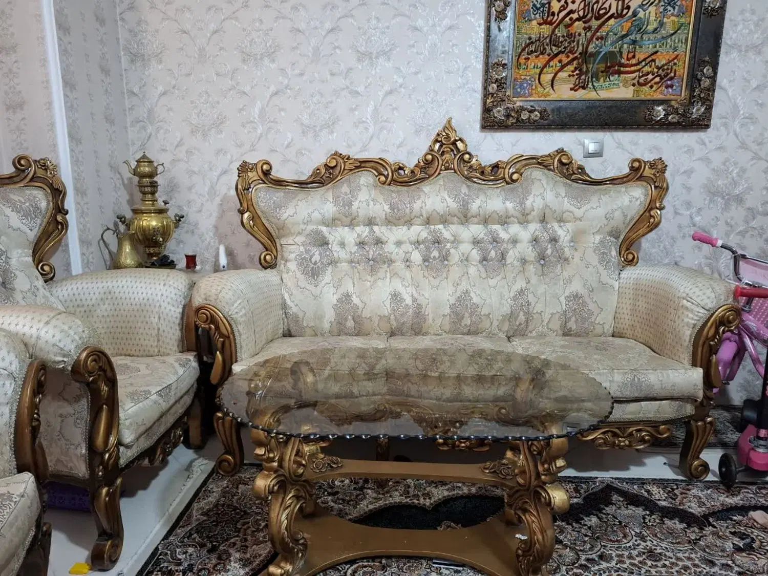 مبل سلطنتی ۷ نفره با میز و عسلی و نهارخوری ۴ نفره|مبلمان خانگی و میز عسلی|تهران, عباسی|دیوار