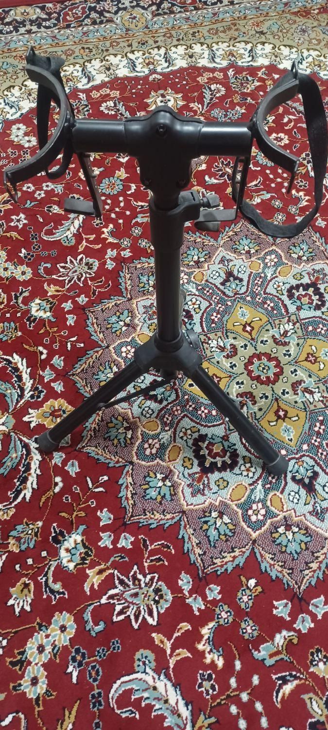 ضرب و تمپو همراه با پایه و کیف|درام و پرکاشن|فردوس (خراسان), |دیوار