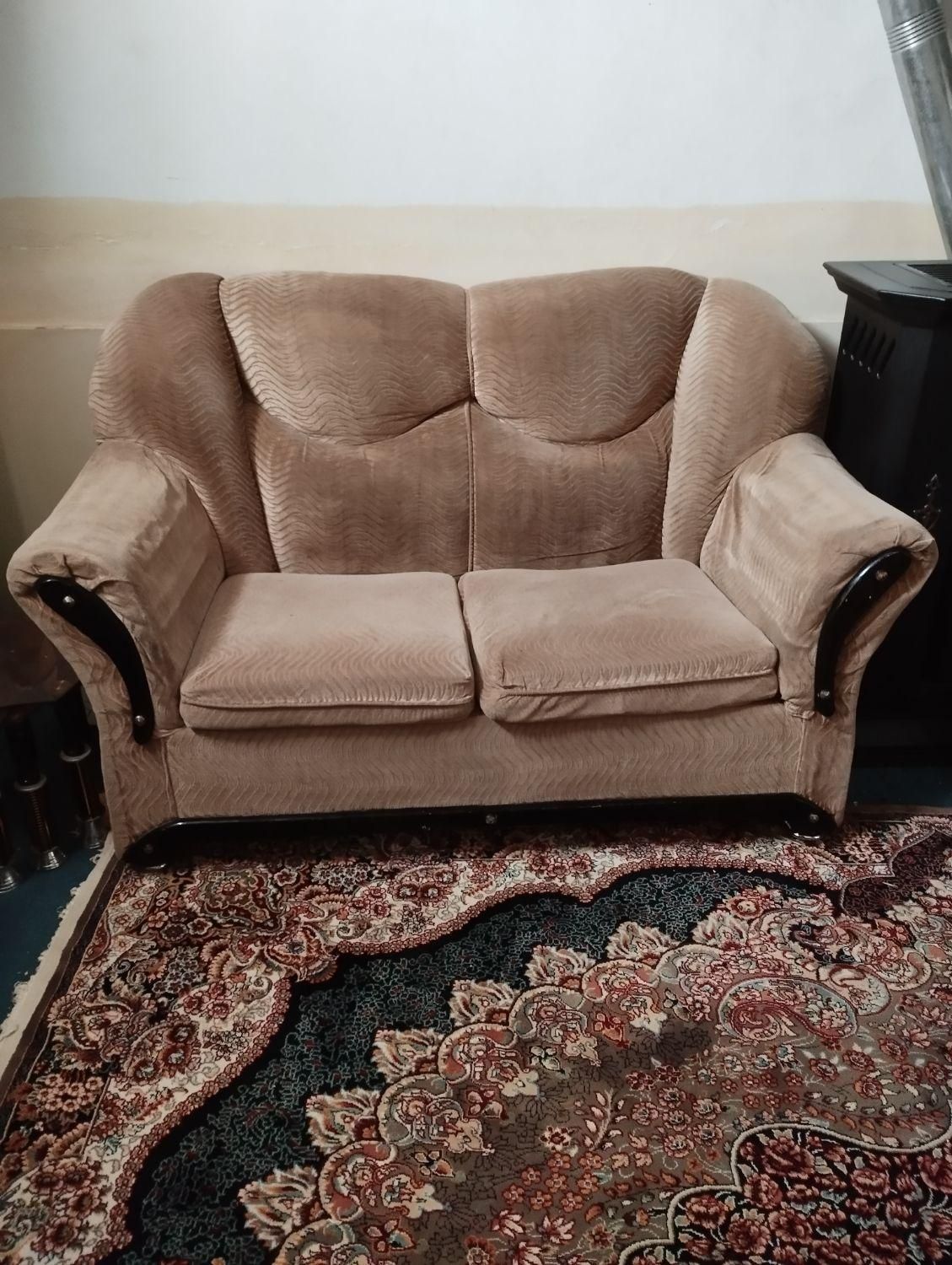 مبل کارکرده مناسب باغ|مبلمان خانگی و میز عسلی|نیشابور, فرح بخش|دیوار