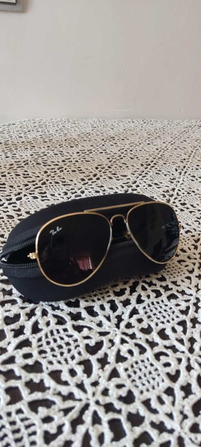 عینک ری بن اصل|زیورآلات و اکسسوری|اصفهان, کوی ولی عصر|دیوار