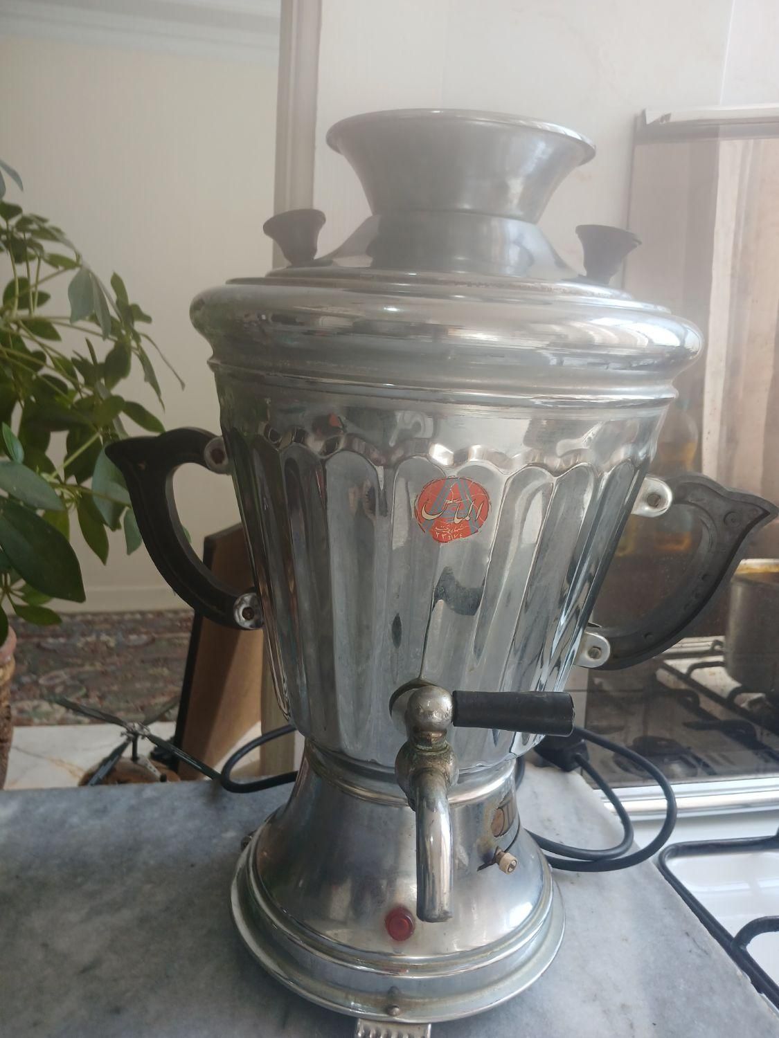 سماور برقی ۳لیتری|اجاق گاز و لوازم برقی پخت‌وپز|تهران, خانی آباد نو جنوبی|دیوار