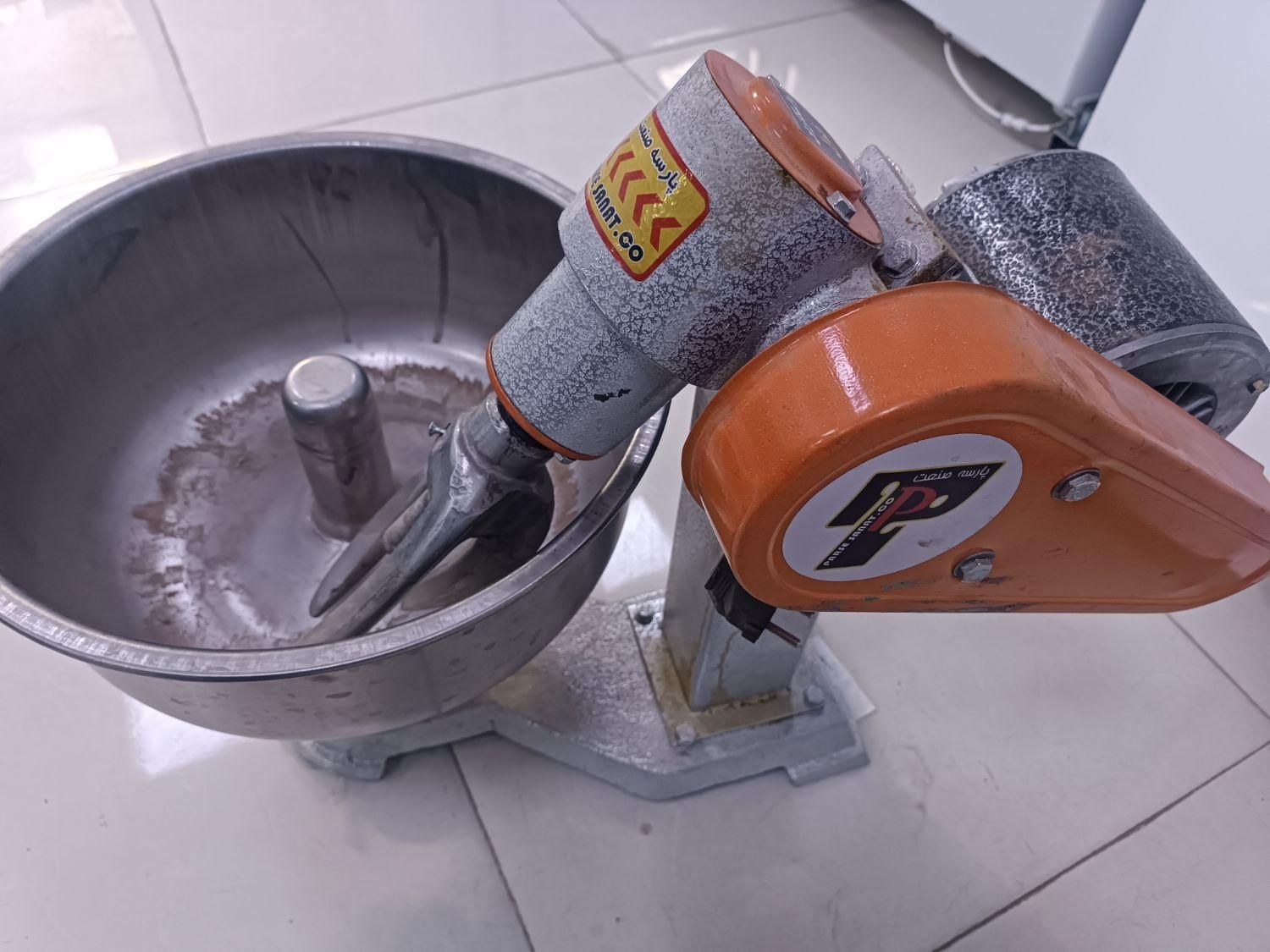 خمیر گیر خانگی و صنعتی|عمده‌فروشی|بیرجند, |دیوار