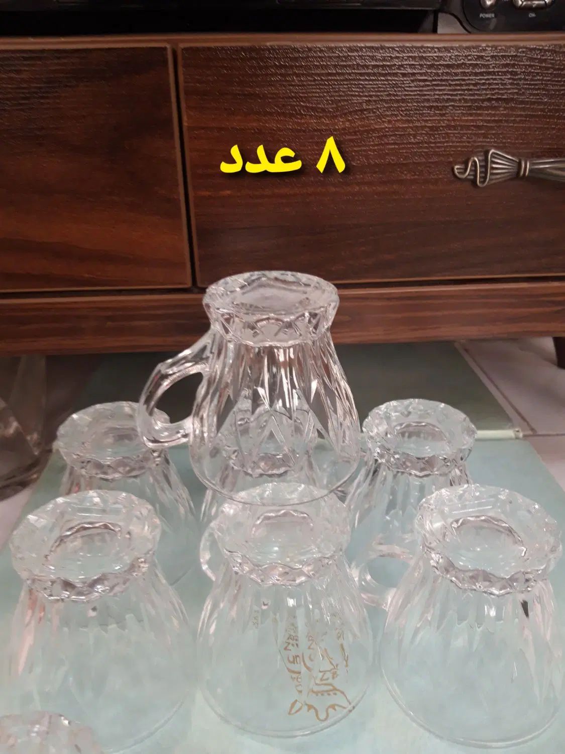 تعدادی ظروف شیشه ای|ظروف سرو و پذیرایی|رشت, گلسار|دیوار