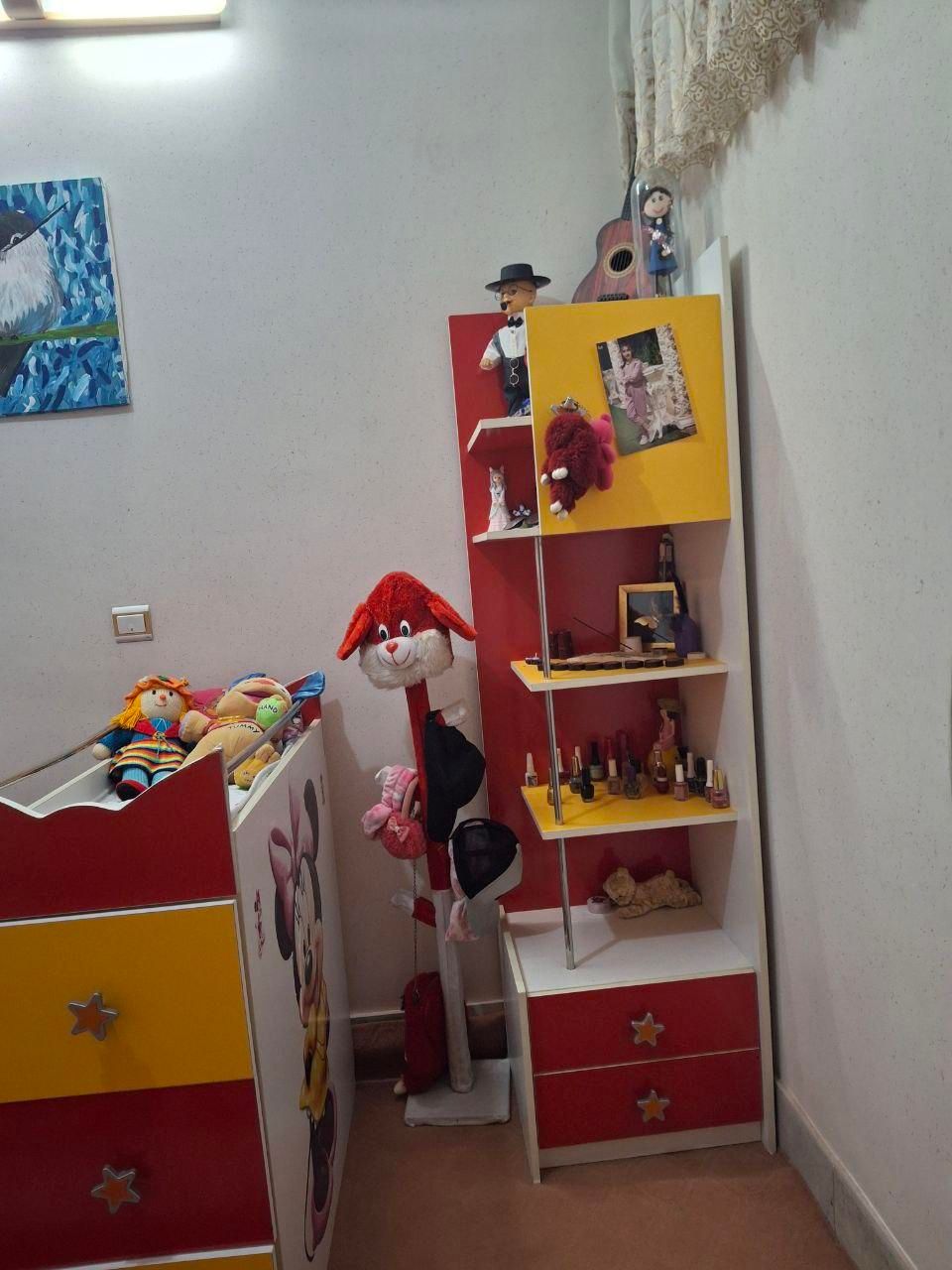 تخت وکمد کودک ونوجوان|تخت و سرویس خواب|پیر بکران, |دیوار